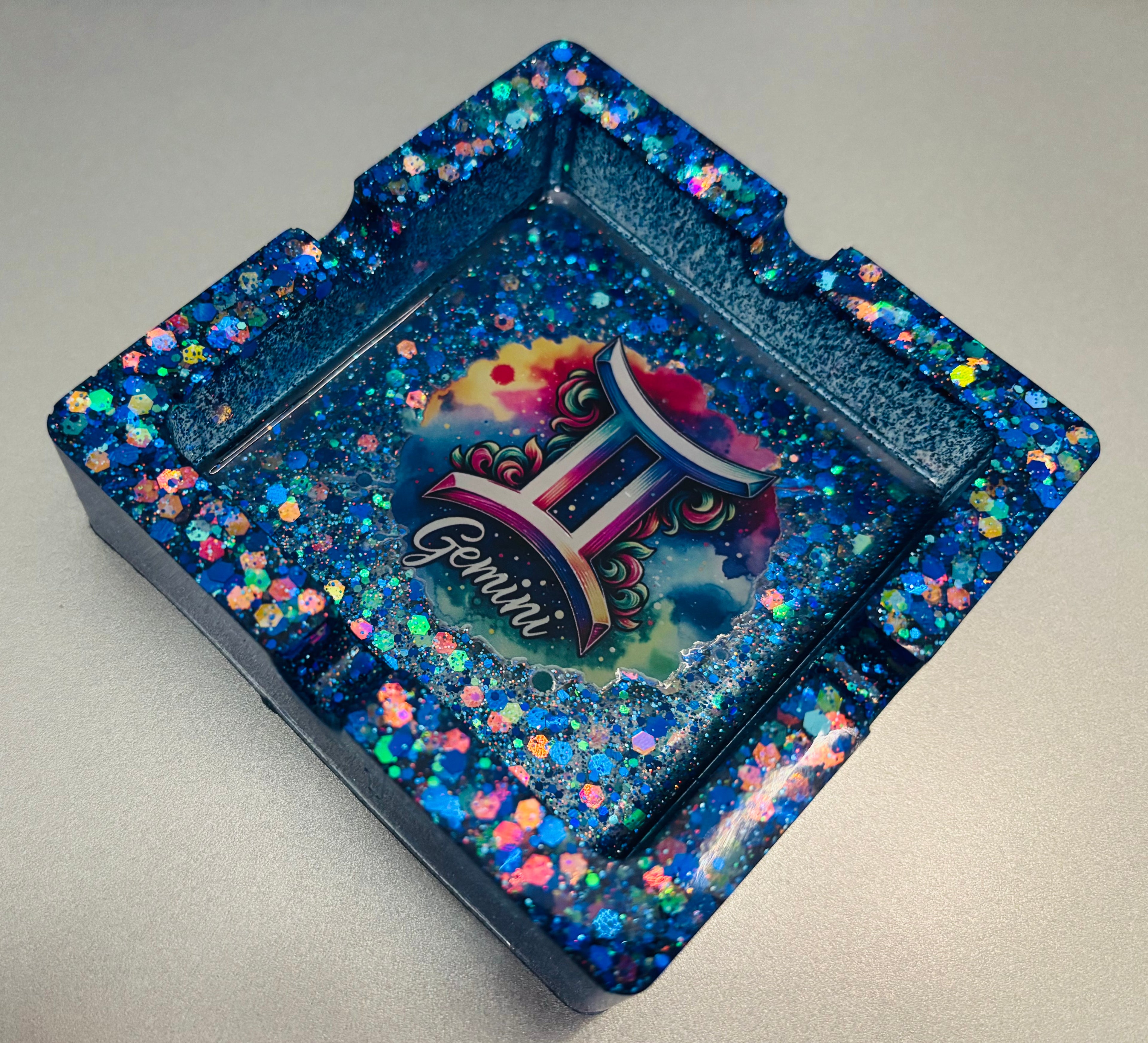 Zodiac Gemini Ashtray - Handmade Resin Zodiac Decor